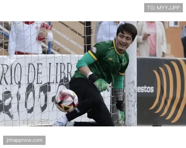 库尔图瓦与诺伊尔：传统门神与清道夫型门将的战术角色与能力边界对比